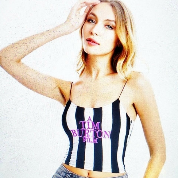 TIM BURTON SEXY EMBROIDERED BACKLESS TOP - Picture 3 of 6
